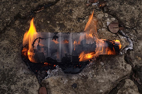 bakar-plastik-jadi-energi